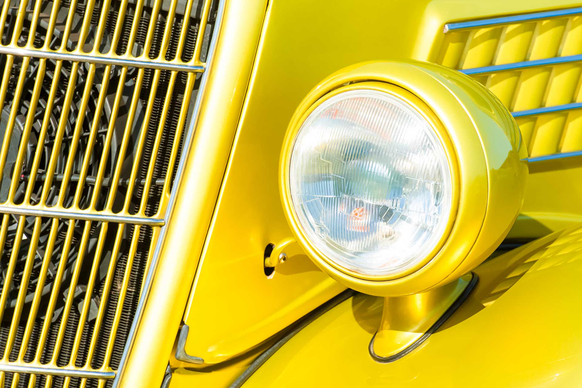 Car Grille and Headlight
